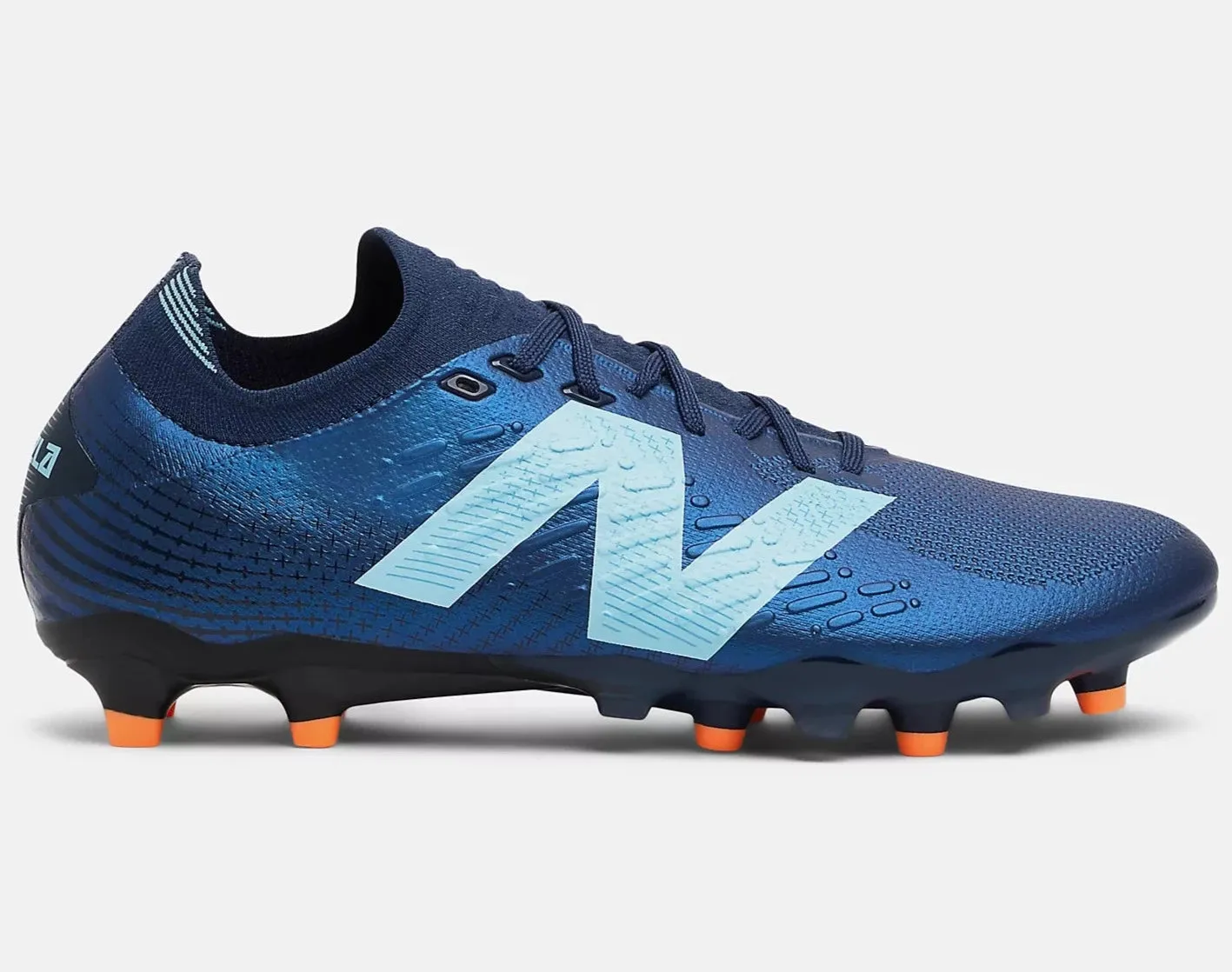 NEW BALANCE TEKELA PRO LOW FG V4  FOOTBALL BOOTS